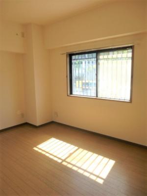 パインクレスト3号館